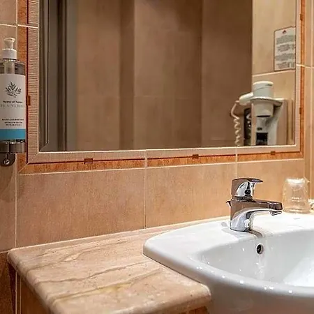 Hotel Stok 4*