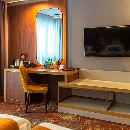 Hotel Stok 4*