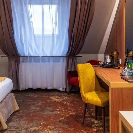 Hotel Stok 4*